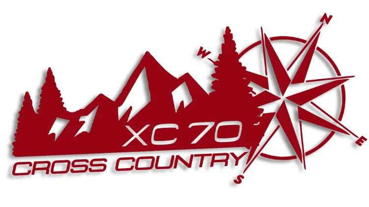 naklejka-volvo-xc70-cross-country-gory-kompas-bordowa.jpg