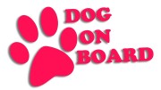 naklejka dog on board rozowa neon.jpg