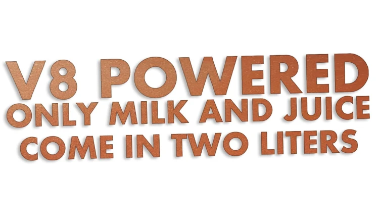 naklejka-v8-powered-only-milk-and-juice-come-in-two-liters-miedziana.jpg