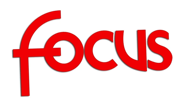 naklejka-ford-focus-1-czerwona-neon.jpg