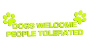 naklejka-dogs-welcome-people-tolerated-zolta-neon.jpg