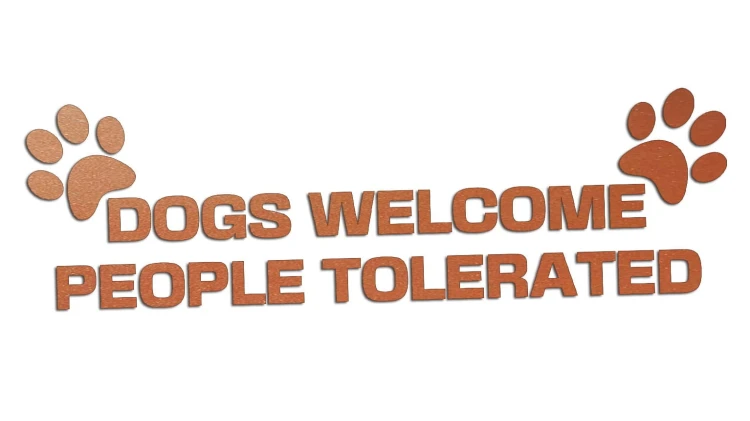 naklejka-dogs-welcome-people-tolerated-miedziana.jpg