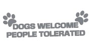 naklejka-dogs-welcome-people-tolerated-szara.jpg