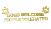 naklejka-dogs-welcome-people-tolerated-zloty-chrom.jpg