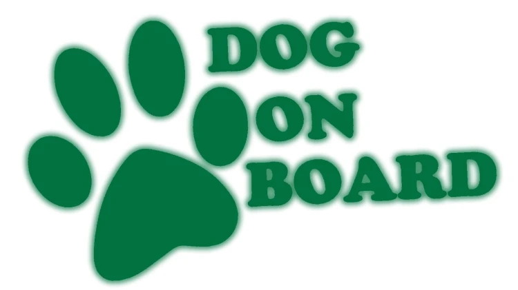 naklejka-dog-on-board-zielony-odblask.jpg