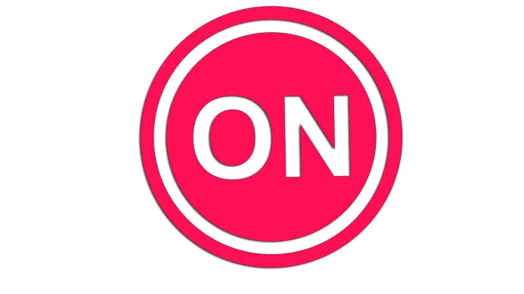 naklejka-diesel-on-rozowa-neon.jpg