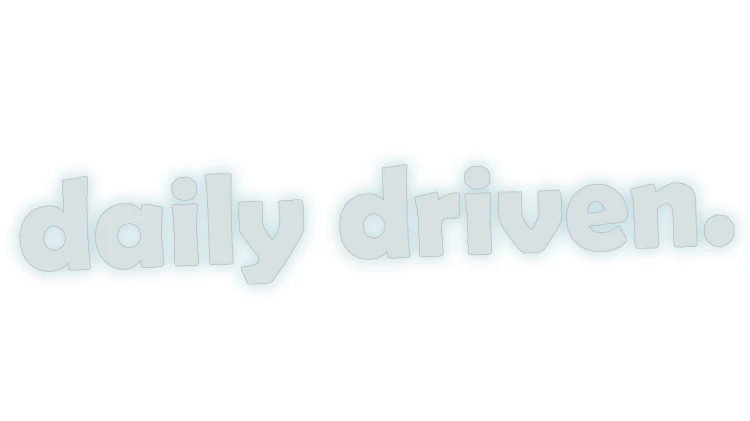 naklejka-daily-driven-bialy-odblask.jpg