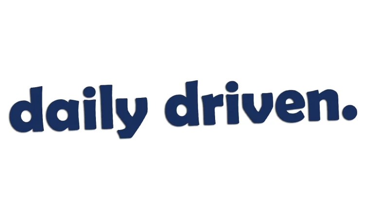 naklejka-daily-driven-granatowa.jpg