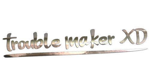 Naklejka na auto trouble maker XD napisy - śmieszny napis tuningowy - chrom