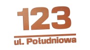 naklejka-numer-nazwa-ulicy-na-skrzynke-miedziana.jpg