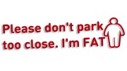 naklejka-please-dont-park-too-close-im-fat-czerwona.jpg
