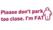 naklejka-please-dont-park-too-close-im-fat-rozowa.jpg