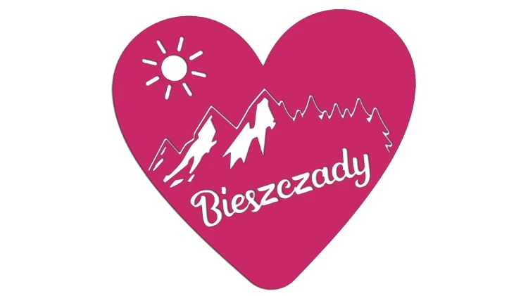 naklejka-bieszczady-serce-gory-las-rozowa.jpg