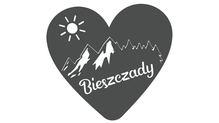 naklejka-bieszczady-serce-gory-las-grafitowa.jpg