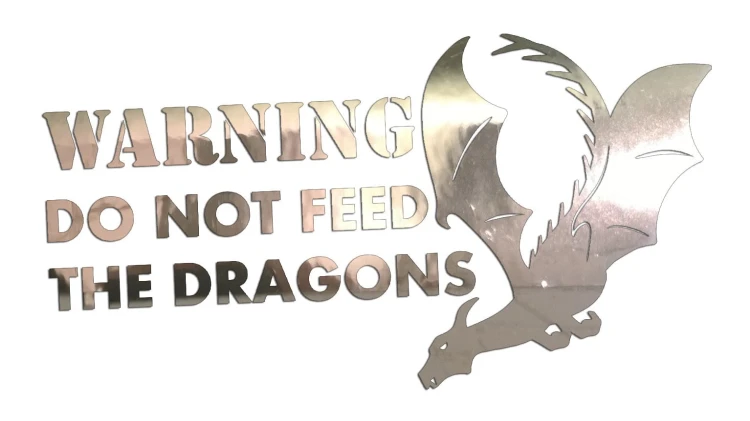 naklejka-warning-do-not-feed-the-dragons-smok-chrom.jpg