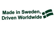 naklejka-made-in-sweden-driven-worldwide-ciemny-zielony.jpg