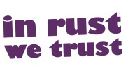 naklejka-in-rust-we-trust-fioletowa.jpg