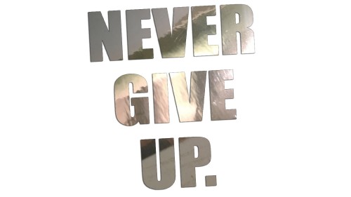 naklejka-never-give-up-chrom.jpg